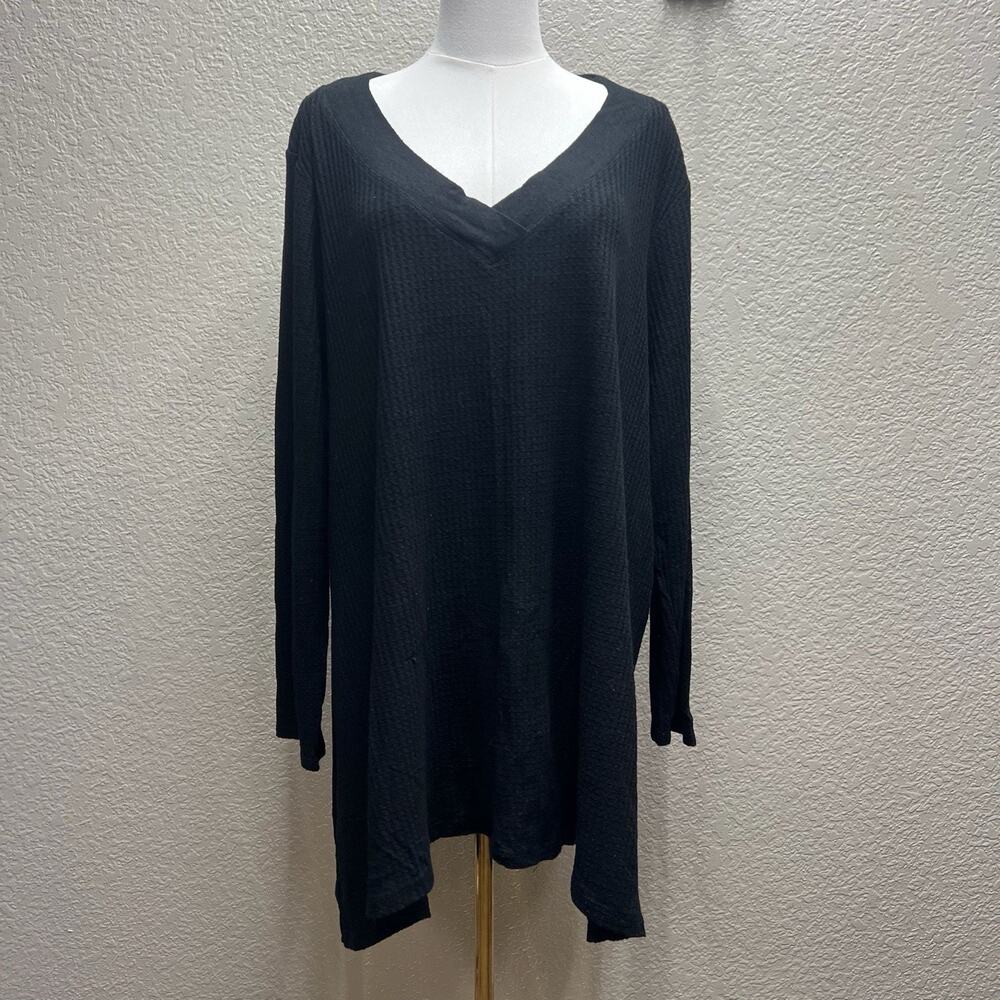 Lane Bryant Tunic Top Women Size 26/28 Pullover Black Long Sleeved V Neck Hi Low